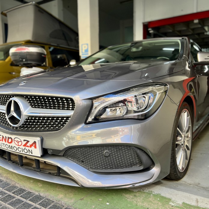 MERCEDES CLA 200D  AMG AUTOMÁTICO